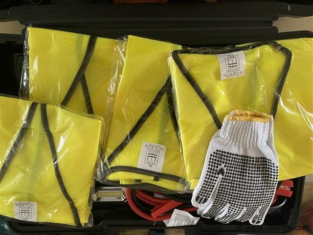 Noodgevallen koffer met slagmoersleutel - afbeelding 5 van  6