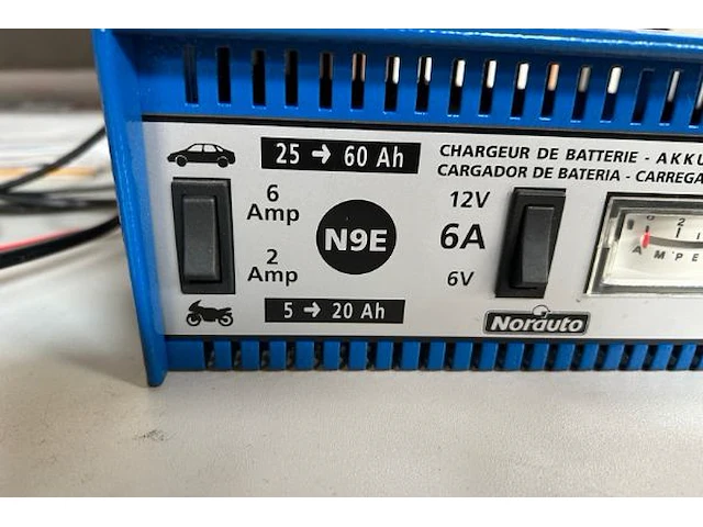 Norauto acculader - afbeelding 2 van  5