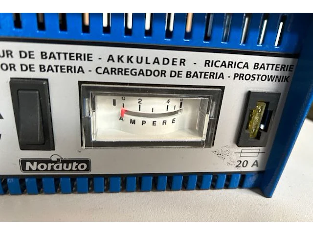 Norauto acculader - afbeelding 3 van  5