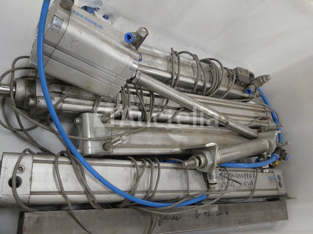 Nordson durablue 4 lijmpistool met tafel - afbeelding 2 van  13