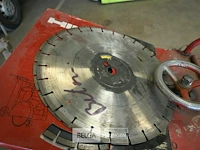 Norton asfalt/betonzaagmachine + extra zaagbladen - afbeelding 4 van  13