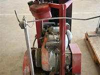 Norton asfalt/betonzaagmachine + extra zaagbladen - afbeelding 11 van  13