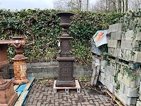 Nostalgisch tuinornament - afbeelding 1 van  9