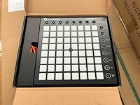 Novation launchpad - afbeelding 1 van  3