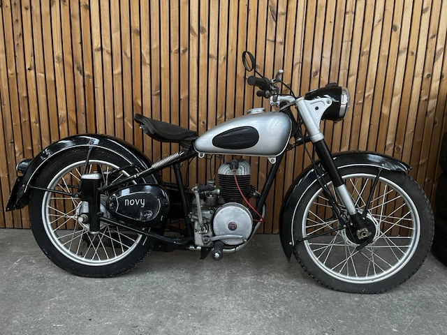 Novy villiers, 1957 - afbeelding 15 van  19