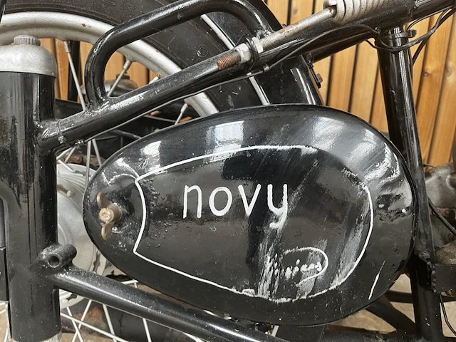 Novy villiers, 1957 - afbeelding 17 van  19