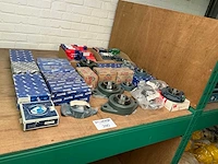 Ntn en tr partij lagerblokken en lagerhuizen - afbeelding 1 van  7