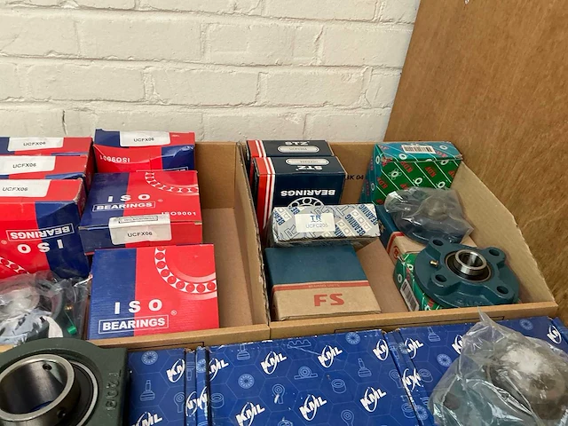 Ntn en tr partij lagerblokken en lagerhuizen - afbeelding 5 van  7