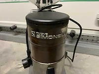 Nuova simonelli bonenmaler - afbeelding 3 van  6