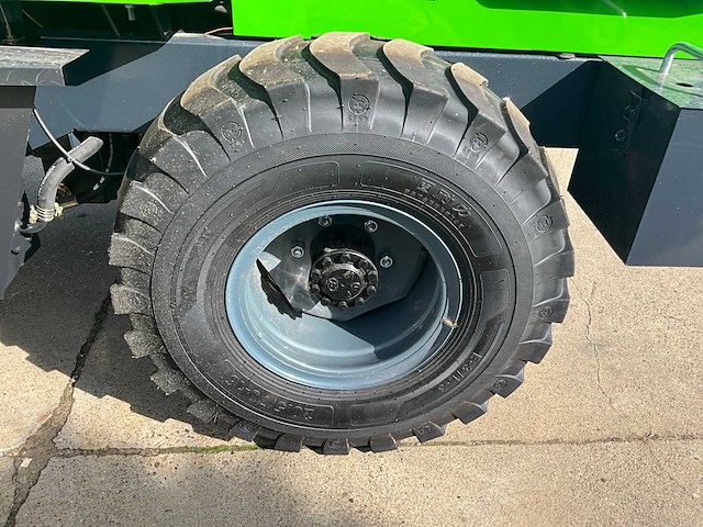 Nycheki y25-42 shovel / wiellader met cabine en graafbak - afbeelding 8 van  37