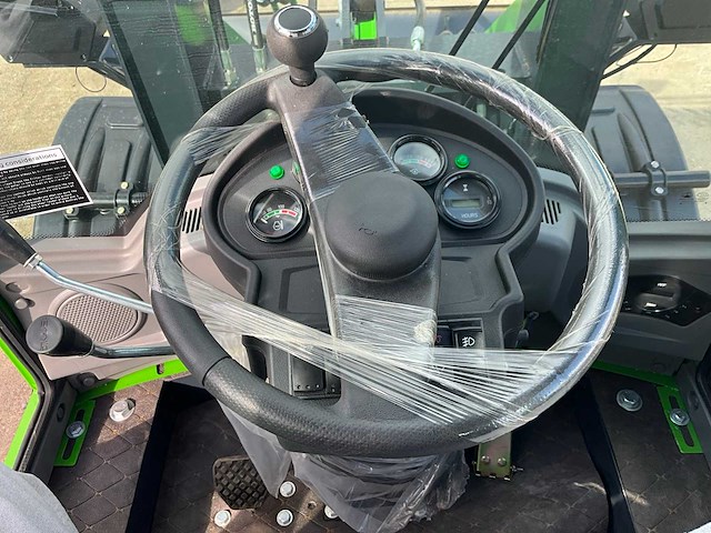 Nycheki y25-42 shovel / wiellader met cabine en graafbak - afbeelding 16 van  37