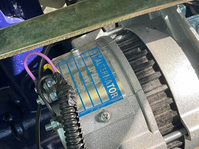 Nycheki y25-42 shovel / wiellader met cabine en graafbak - afbeelding 30 van  37