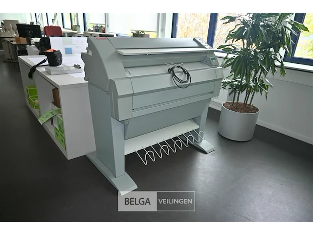Oce 7056 plotter - afbeelding 1 van  7