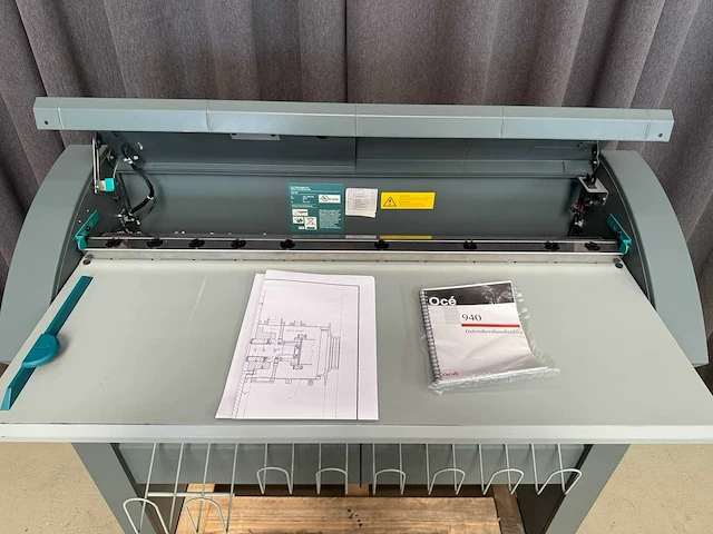 Oce 940 - grootformaat vouwmachine - afbeelding 9 van  10