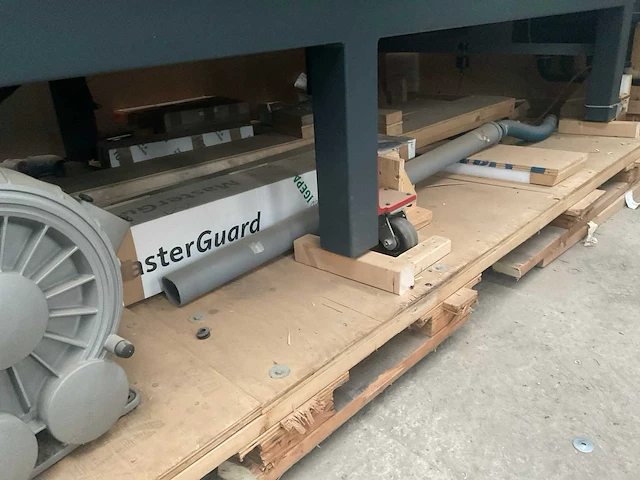 Océ arizona t220 flatbedprinter uv - afbeelding 7 van  9
