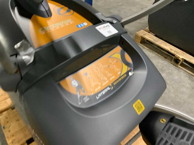 Octane lx8000 lateral trainer crosstrainer - afbeelding 3 van  6