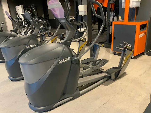 Octane pro 3700 elliptical crosstrainer - afbeelding 5 van  6