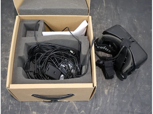 Oculus bevelopment kit 2 vr - afbeelding 4 van  5