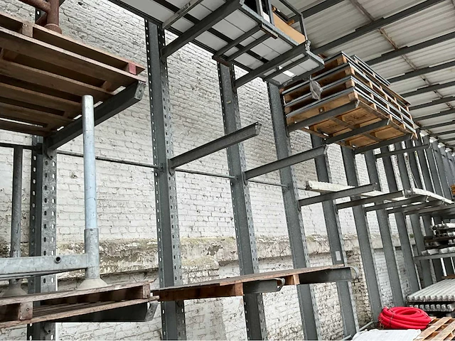 Ohra - 60 - cantilever racking - 2002 (47m) - afbeelding 7 van  34