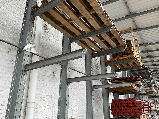 Ohra - 60 - cantilever racking - 2002 (47m) - afbeelding 17 van  34