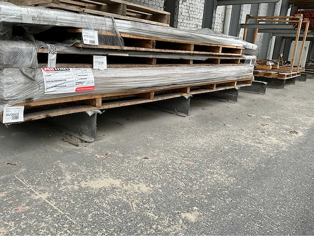 Ohra - 60 - cantilever racking - 2002 (47m) - afbeelding 18 van  34