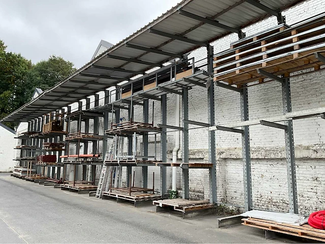 Ohra - 60 - cantilever racking - 2002 (47m) - afbeelding 31 van  34