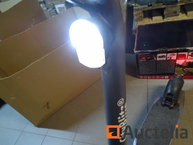 Okai cityblitz tiger elektrische scooter cb081sz - afbeelding 6 van  8