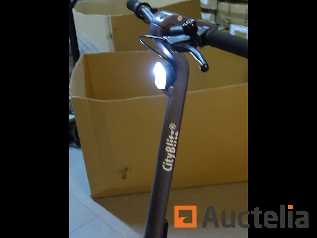 Okai cityblitz tiger elektrische scooter cb081sz - afbeelding 8 van  8