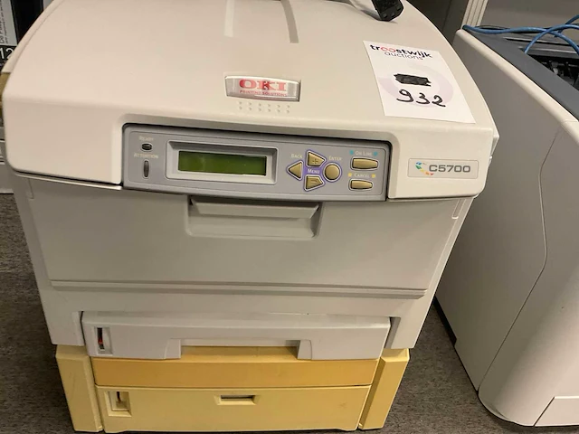 Oki c5700 laserprinter - afbeelding 3 van  4