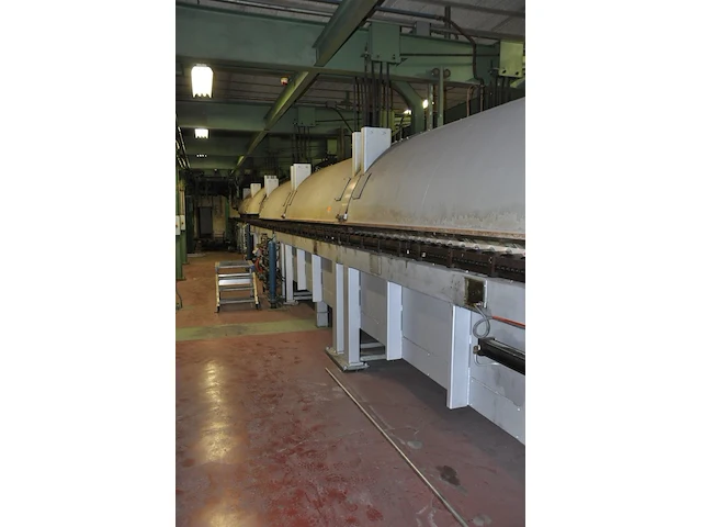 Old furnace heating tunnel - afbeelding 5 van  11