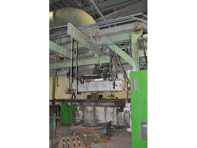 Old furnace heating tunnel - afbeelding 10 van  11