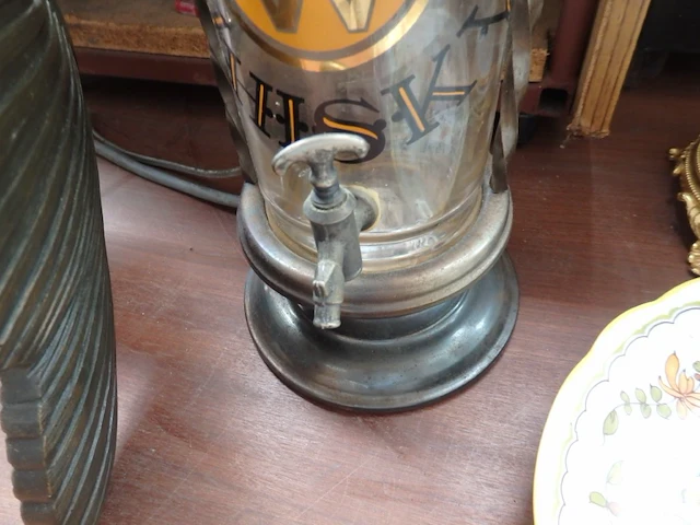 Old whisky - afbeelding 3 van  3