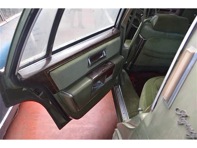 Oldsmobile regency 98 - afbeelding 11 van  16