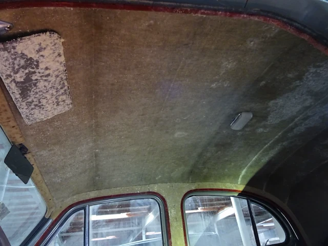 Oldtimer austin - afbeelding 2 van  24