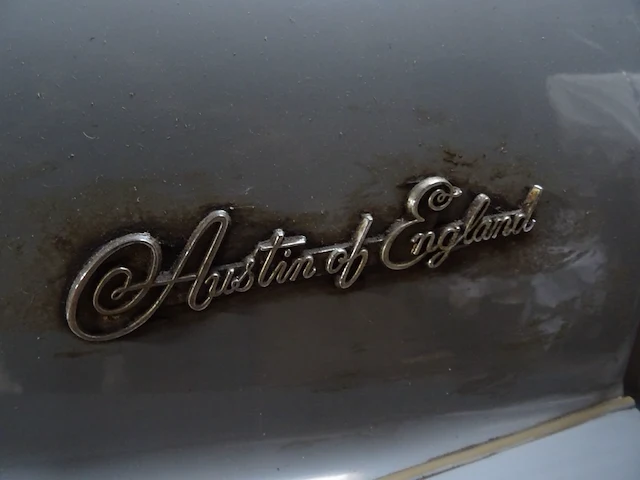 Oldtimer austin - afbeelding 6 van  24
