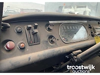 Oldtimer brandweerwagen - afbeelding 2 van  16