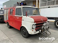Oldtimer brandweerwagen - afbeelding 10 van  16