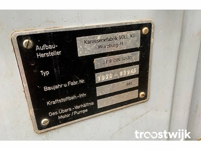 Oldtimer brandweerwagen - afbeelding 15 van  16