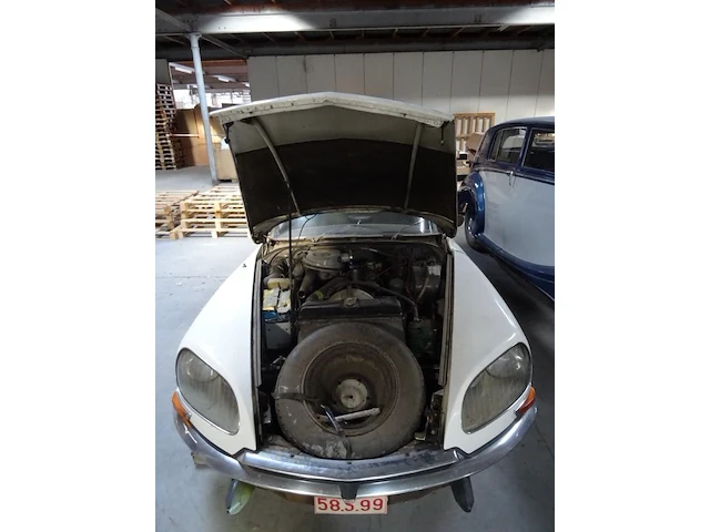 Oldtimer citroën - afbeelding 7 van  24