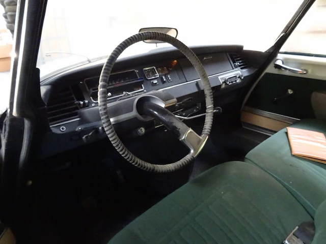 Oldtimer citroën - afbeelding 22 van  24