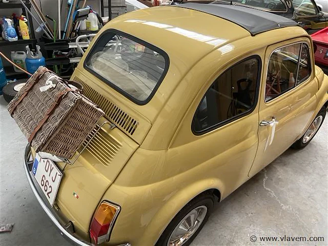 Oldtimer, fabr. fiat, type 500 - afbeelding 7 van  11