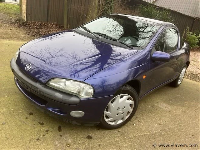 Oldtimer, fabr. opel, type tigra - afbeelding 1 van  6