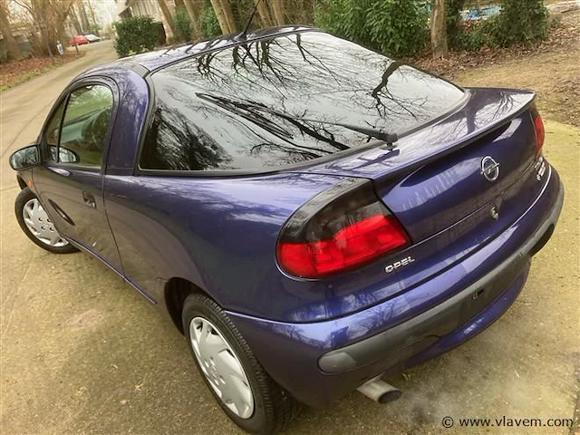 Oldtimer, fabr. opel, type tigra - afbeelding 3 van  6