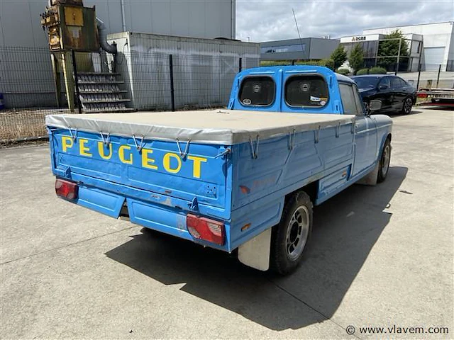 Oldtimer, fabr. peugeot, type 404 - afbeelding 11 van  16