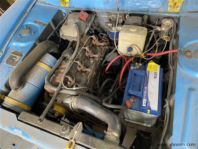 Oldtimer, fabr. peugeot, type 404 - afbeelding 15 van  16