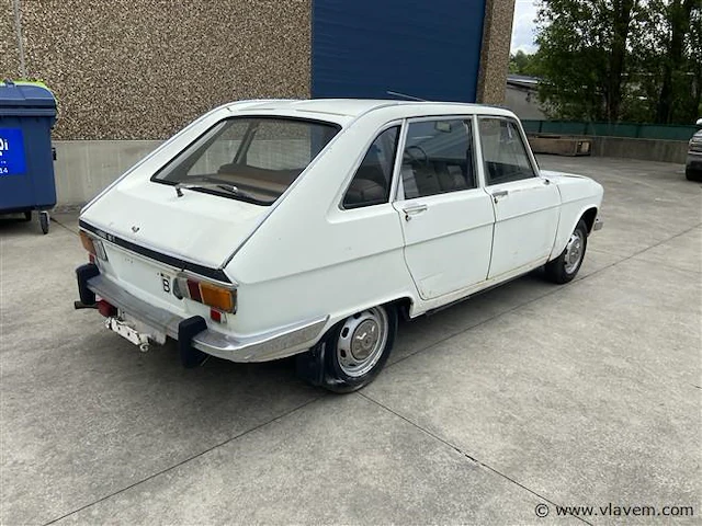 Oldtimer, fabr. renault, type 16 - afbeelding 9 van  13