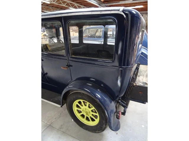 Oldtimer fiat - afbeelding 17 van  28