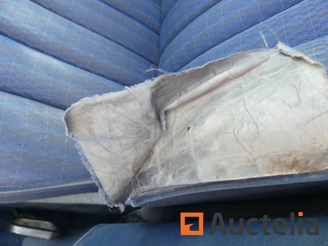 Oldtimer mercedes-benz 230 (1996-194.552 km) - afbeelding 32 van  32