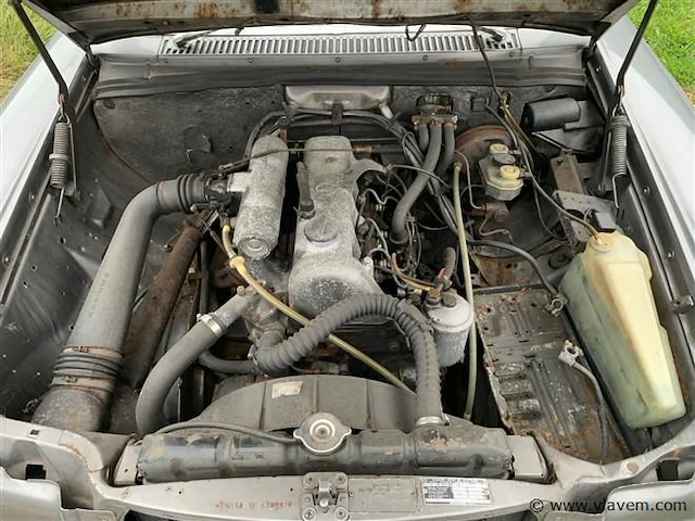 Oldtimer mercedes - afbeelding 7 van  8