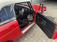 Oldtimer mg b v8 rally- racewagen, 1975 - afbeelding 5 van  26